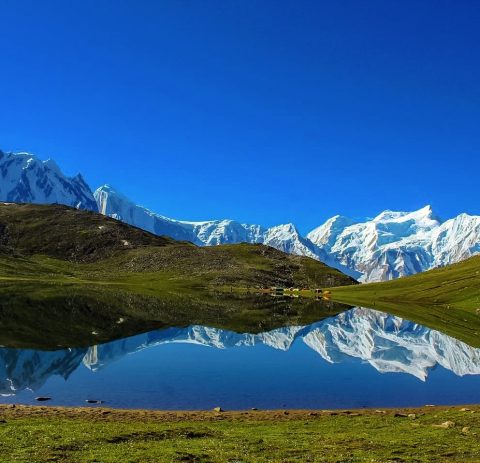 rush lake trek pakistan